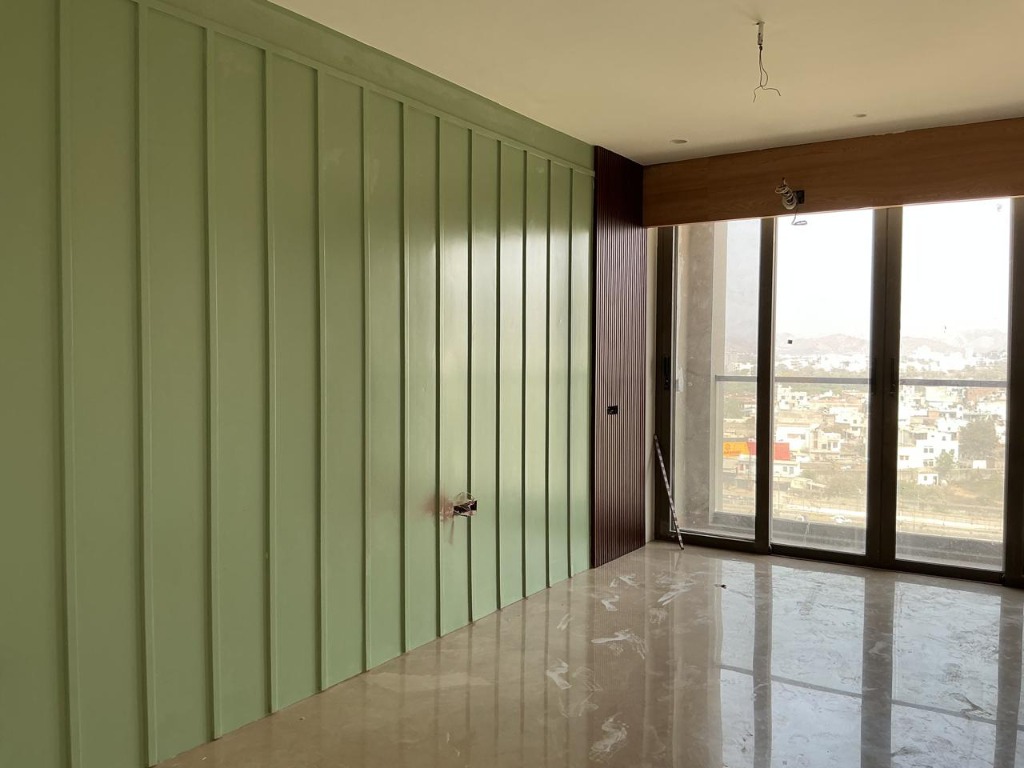 Mundra Panelled Wall